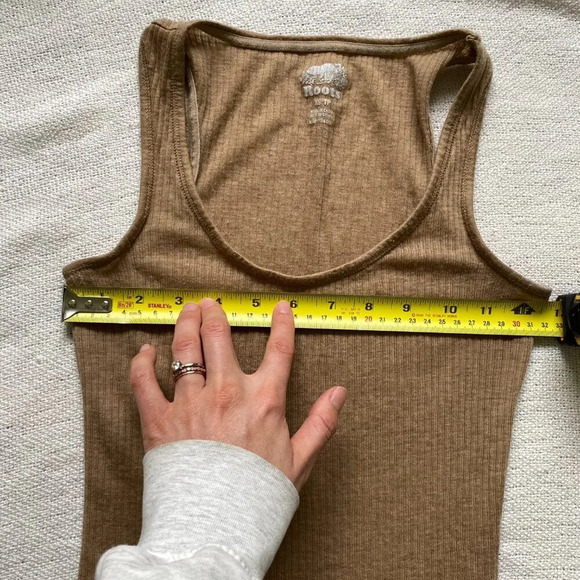 ROOTS Ribbed Knit Wool Blend Tan Tank Top Size  XS - Picture 16 of 16